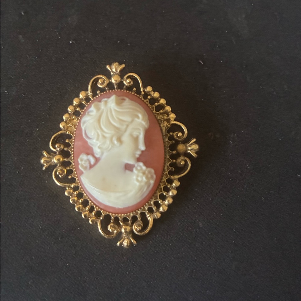 Avon Gold-Tone Coral and Ivory Cameo Brooch